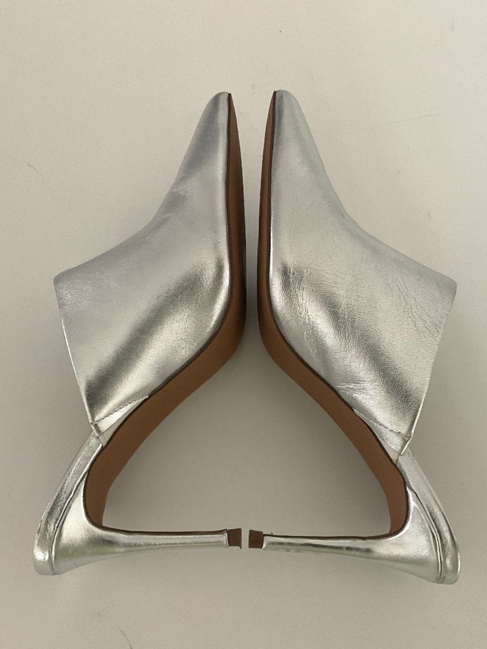 STEVEN by Steve Madden Women's Craft Mule in Metallic Silver Size 7.5 - Picture 3 of 14